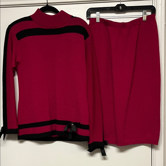 Helen HSU NY: Two piece sweater and skirt set - Picture 2 of 6